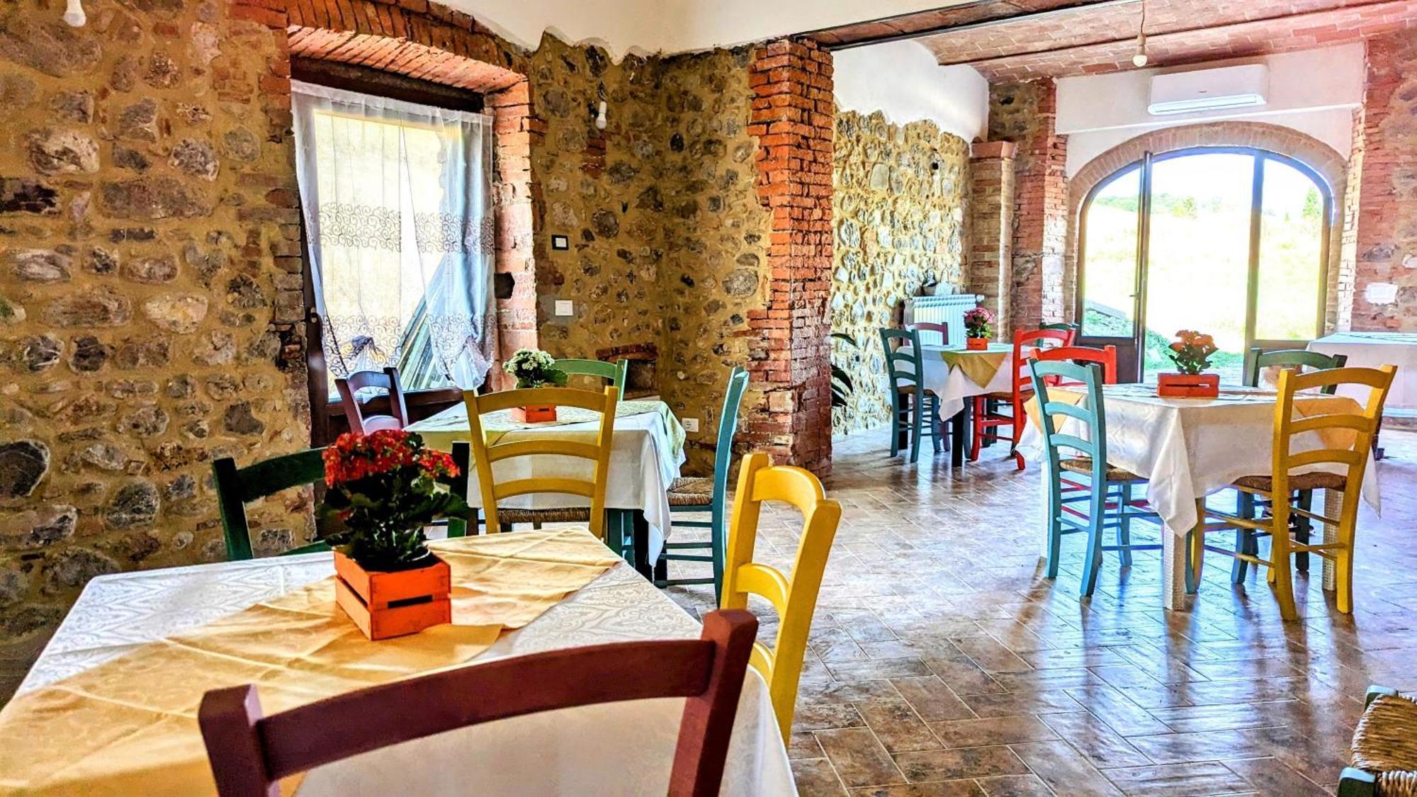 La Quinta Decima Bioagriturismo Fattoria Spedaletto Bagian luar foto